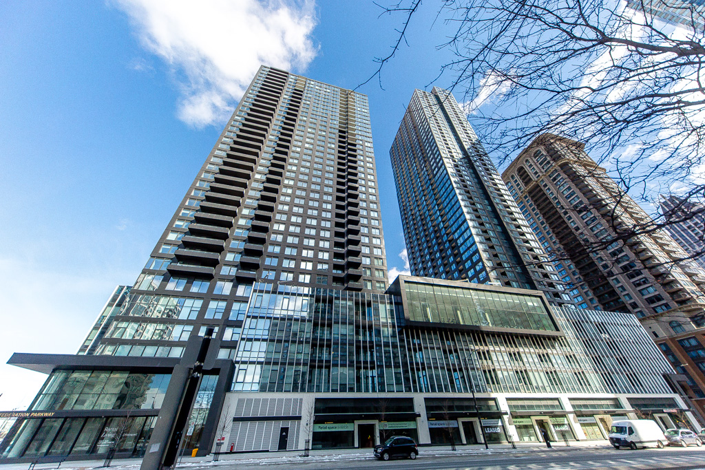 4005-395-square-one-dr-mississauga-6