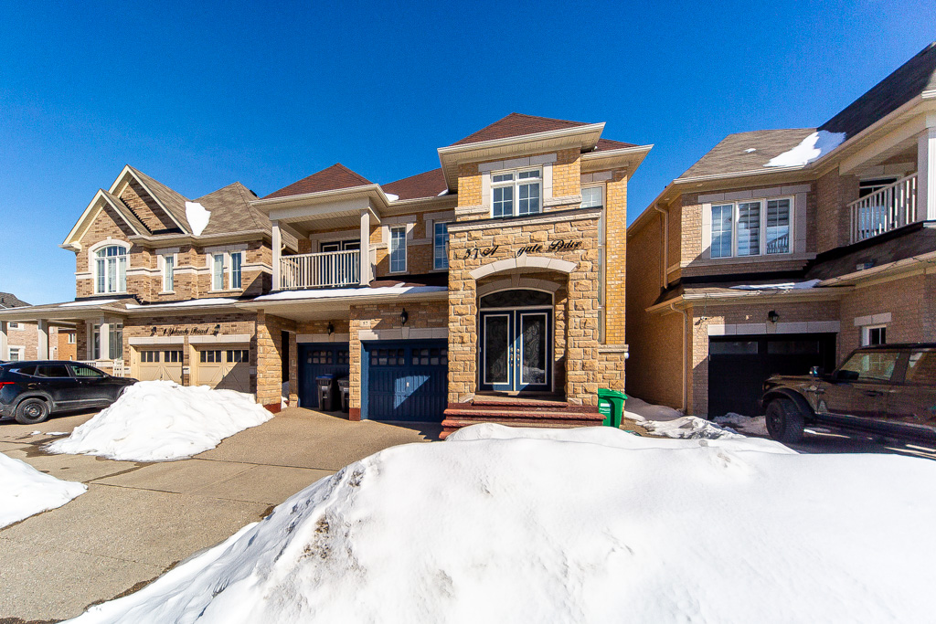 57-aldersgate-dr-brampton-3