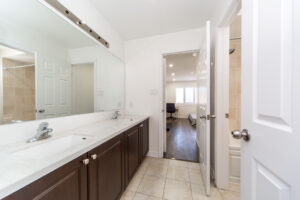57-aldersgate-dr-brampton-36