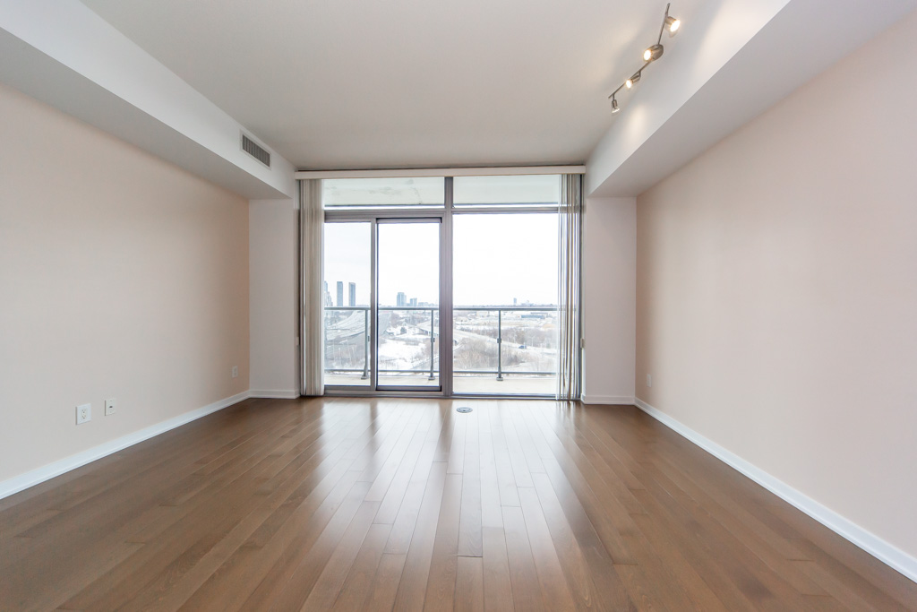 1107-105-the-queensway-toronto-16