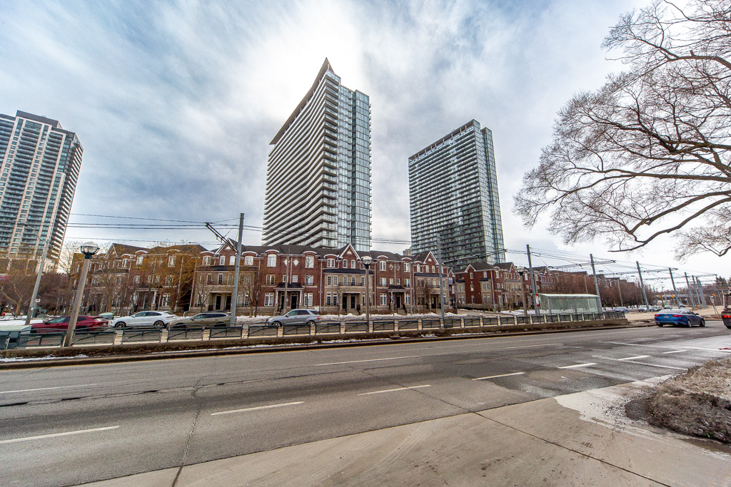 1107-105-the-queensway-toronto-3