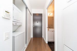 1107-105-the-queensway-toronto-32