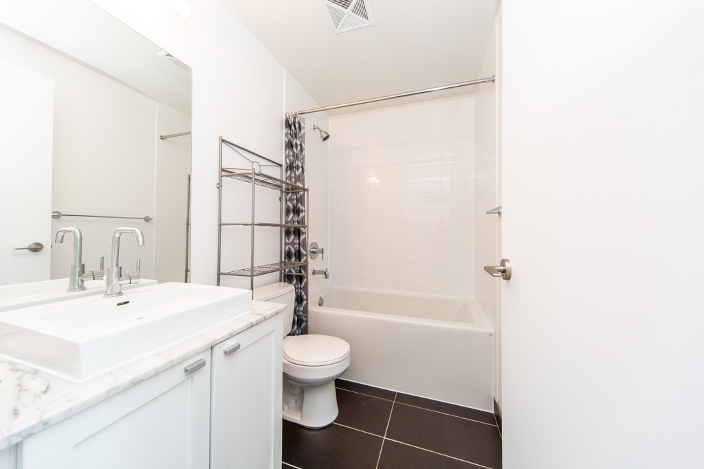 1107-105-the-queensway-toronto-33