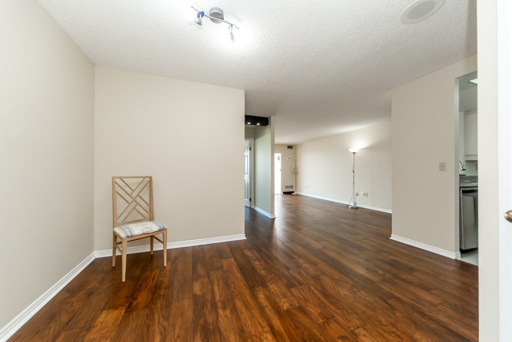 1602-7-concorde-pl-north-york-10