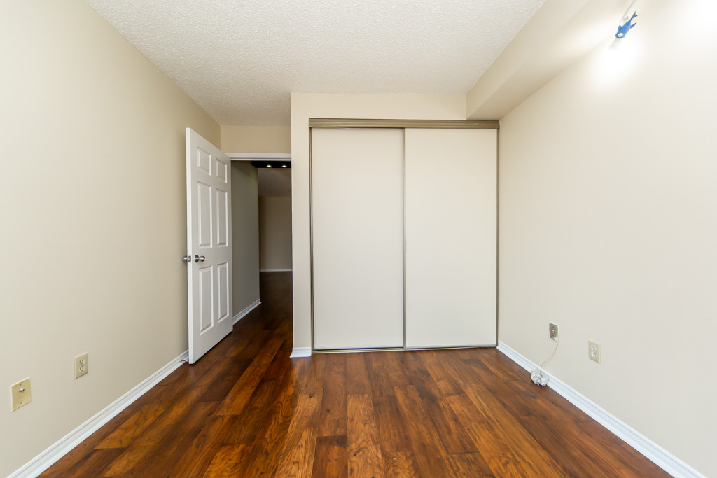 1602-7-concorde-pl-north-york-39