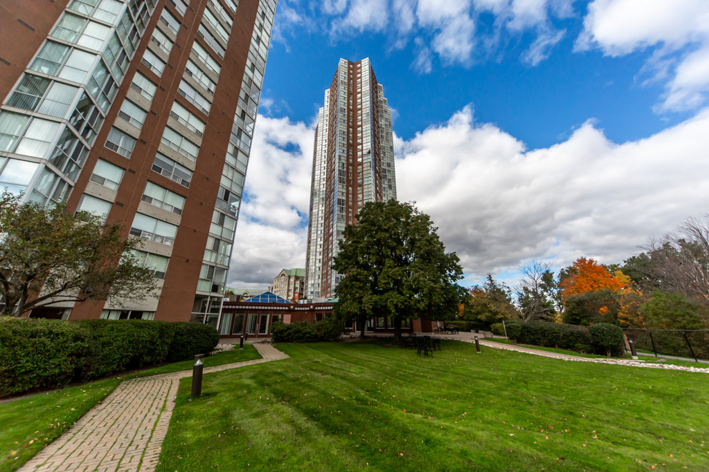 1602-7-concorde-pl-north-york-56