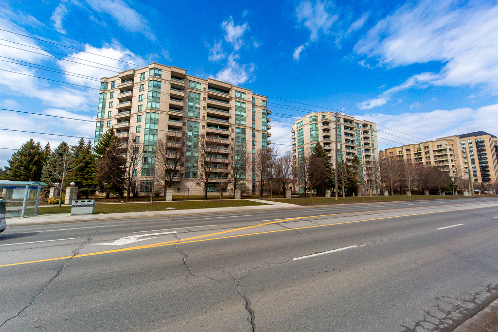 306-5-emerald-ln-vaughan-1
