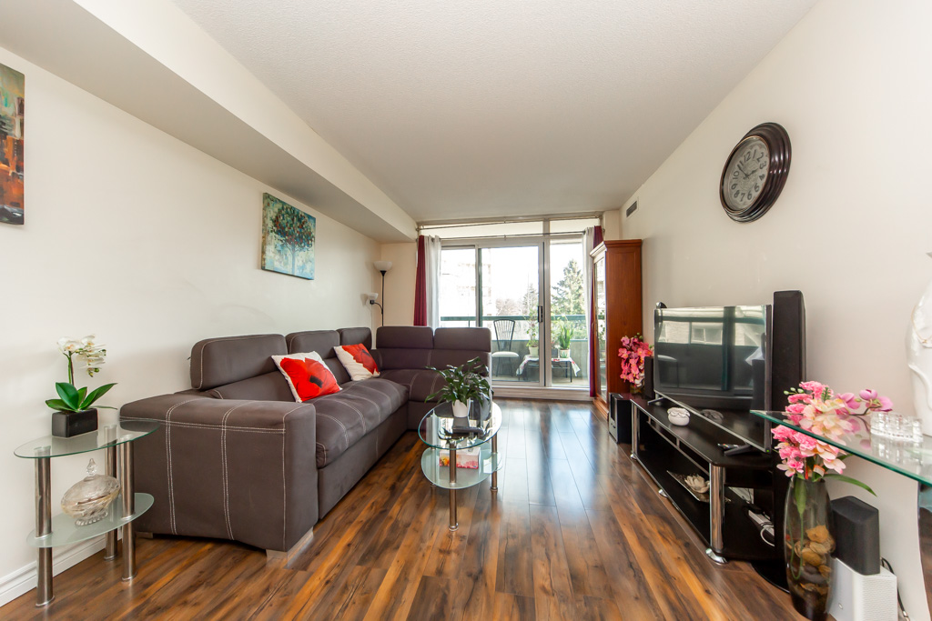 306-5-emerald-ln-vaughan-13