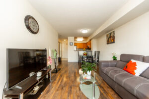 306-5-emerald-ln-vaughan-15