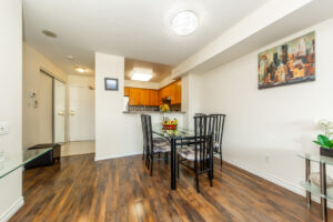 306-5-emerald-ln-vaughan-17