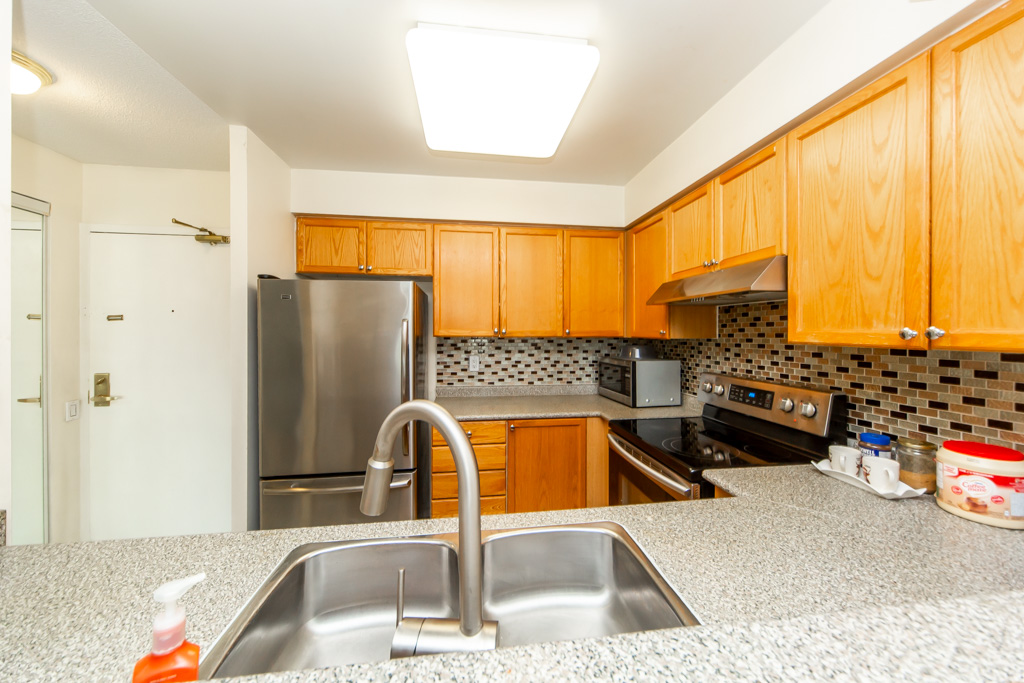 306-5-emerald-ln-vaughan-24