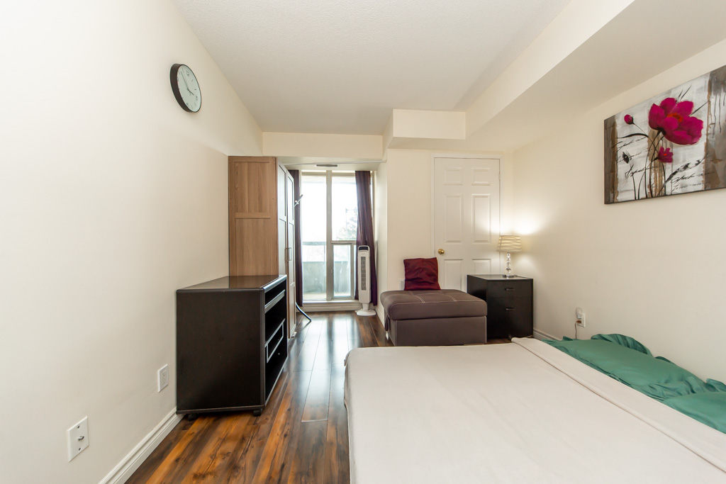 306-5-emerald-ln-vaughan-28