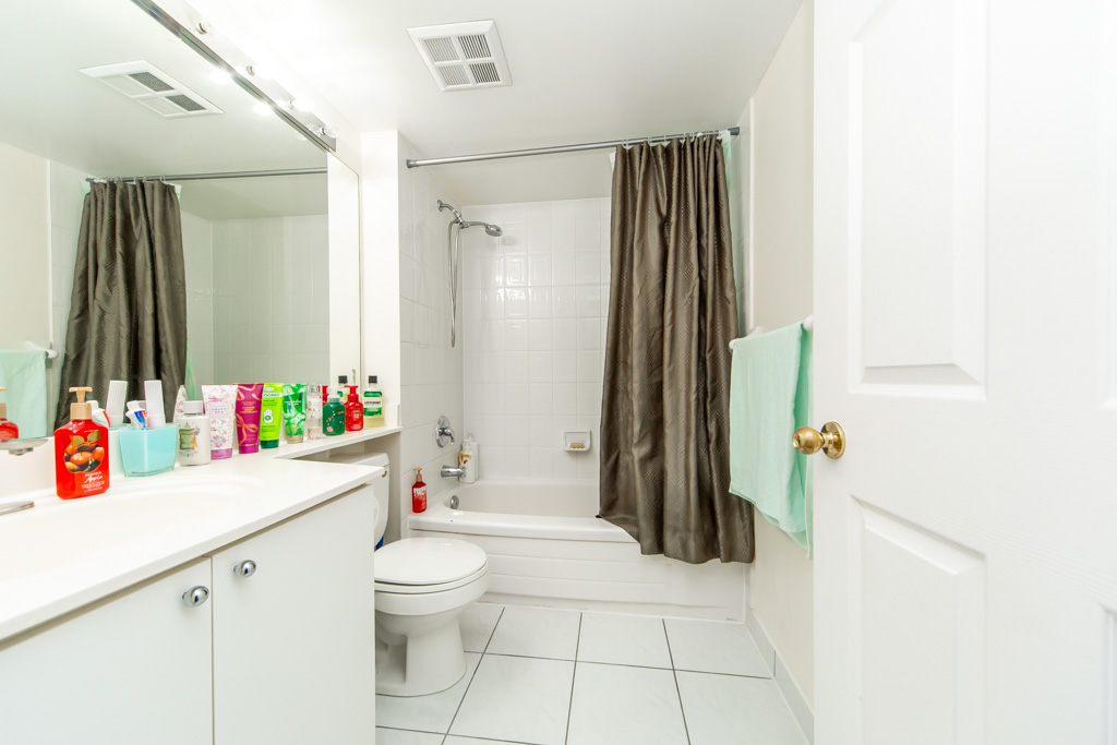 306-5-emerald-ln-vaughan-32