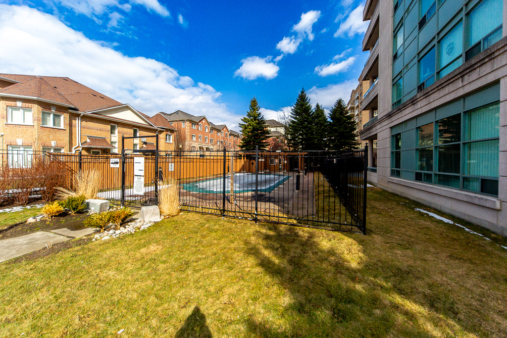 306-5-emerald-ln-vaughan-41