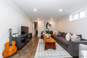 64-dumbarton-st-guelph-34