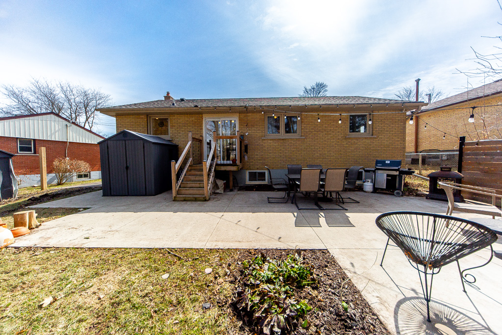 64-dumbarton-st-guelph-47