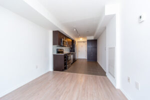 1121-800-lawrence-ave-north-york-17