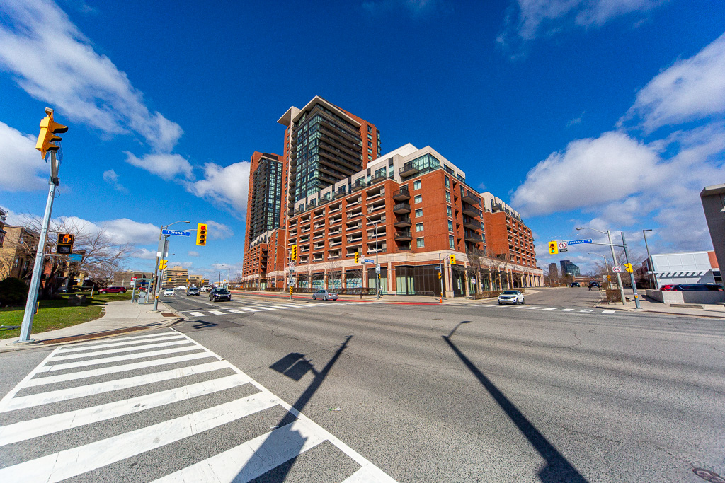 1121-800-lawrence-ave-north-york-2
