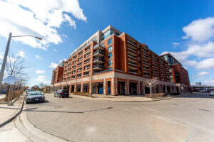 1121-800-lawrence-ave-north-york-44