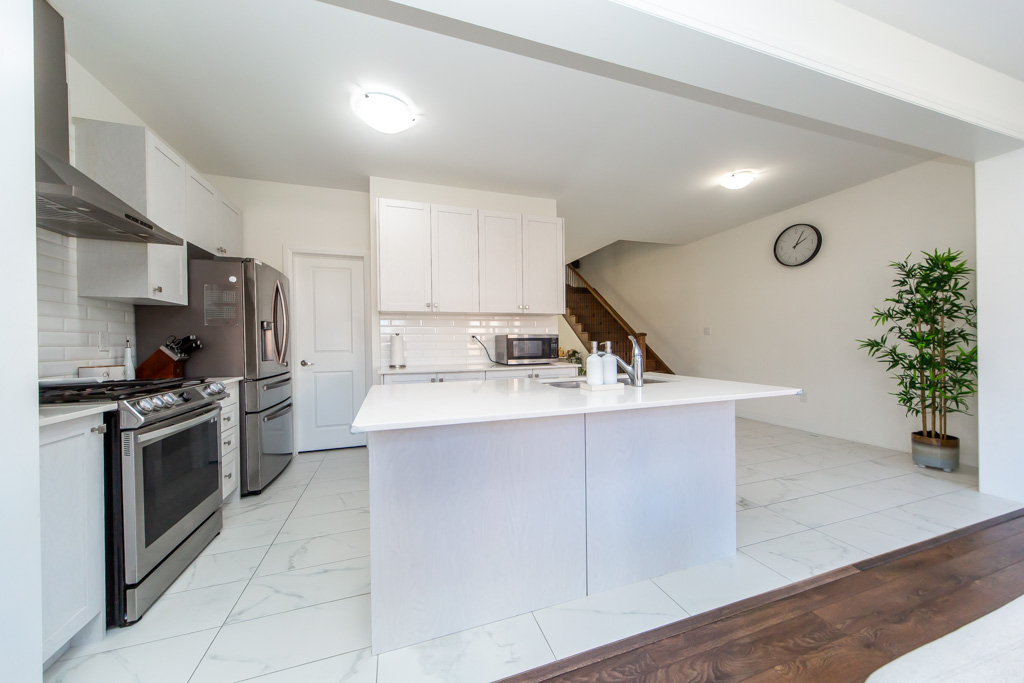 162-ogsten-cres-whitby-20