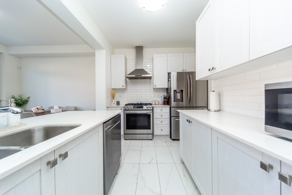 162-ogsten-cres-whitby-26