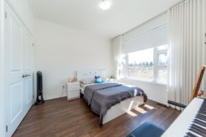 162-ogsten-cres-whitby-41