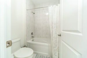 162-ogsten-cres-whitby-46