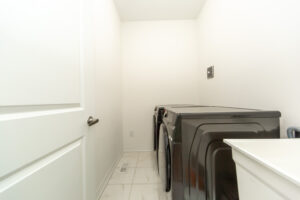 162-ogsten-cres-whitby-51
