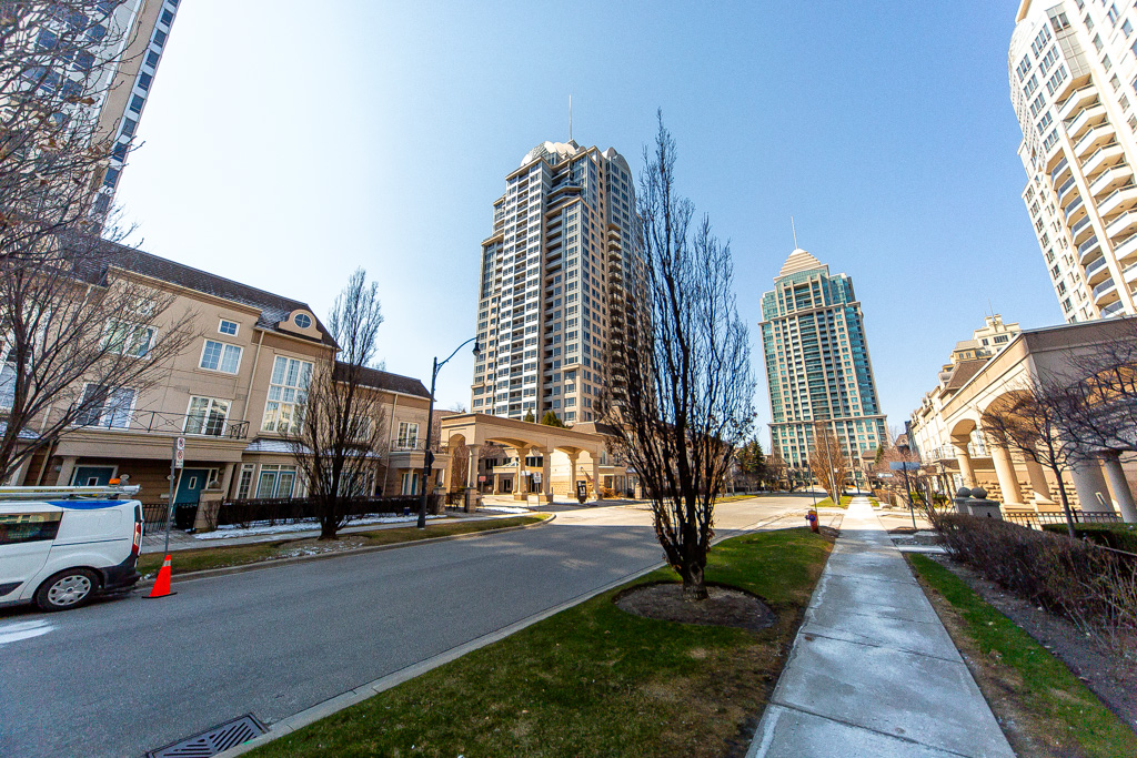 1905-1-rean-dr-north-york-ex-ed-1