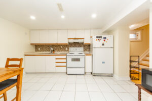 33-renault-cres-etobicoke-36