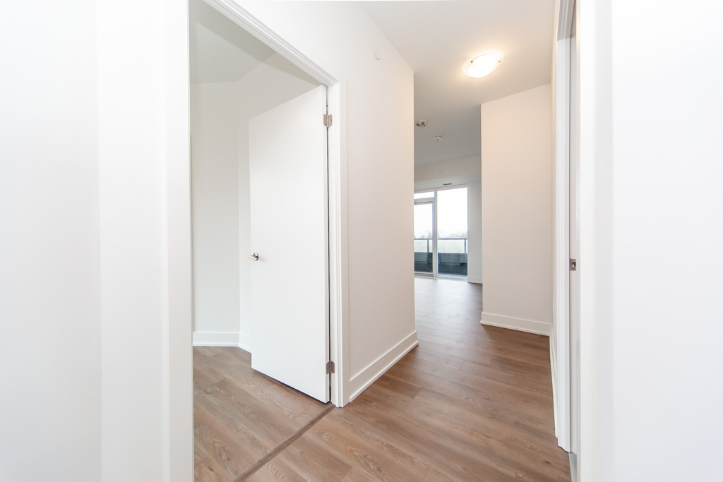 610-2088-james-st-burlington-11