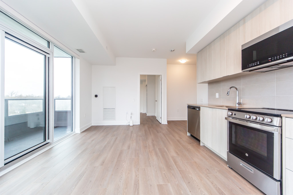 610-2088-james-st-burlington-20