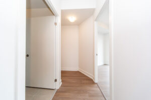 610-2088-james-st-burlington-23