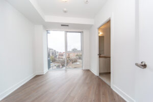 610-2088-james-st-burlington-24