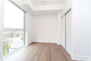 610-2088-james-st-burlington-32