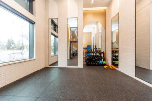 610-2088-james-st-burlington-50