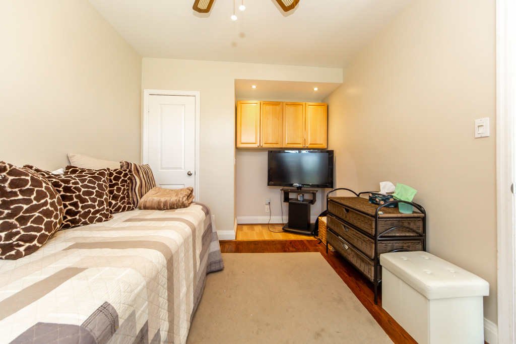 136-tower-dr-scarborough-19
