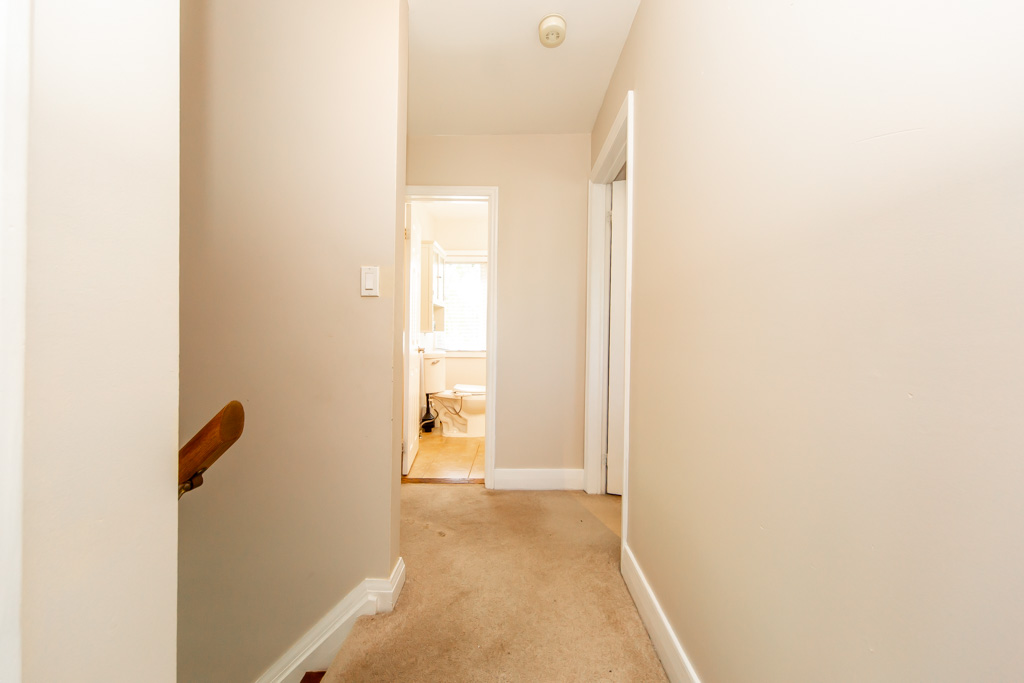 136-tower-dr-scarborough-22