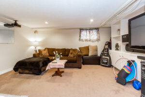 136-tower-dr-scarborough-34
