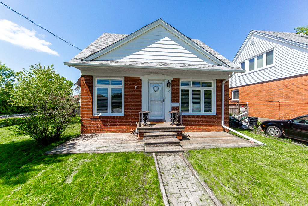 136-tower-dr-scarborough-4