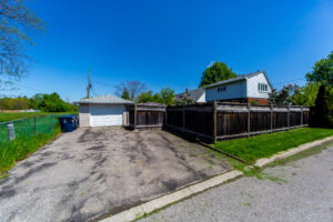 136-tower-dr-scarborough-48