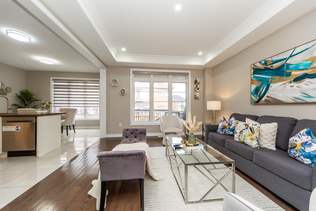 374-begonia-gardens-oakville-14