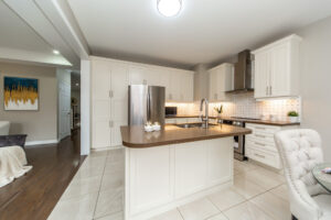 374-begonia-gardens-oakville-22