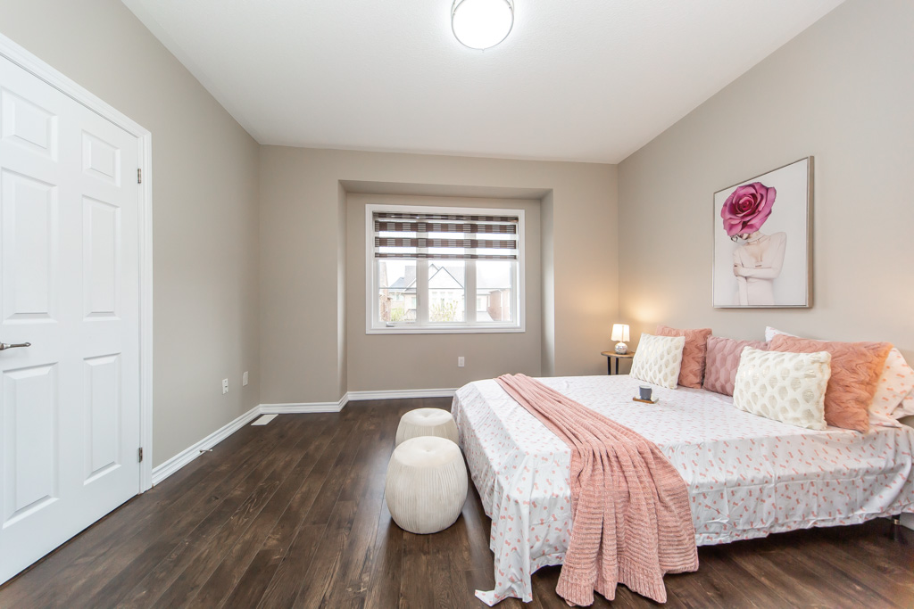 374-begonia-gardens-oakville-33
