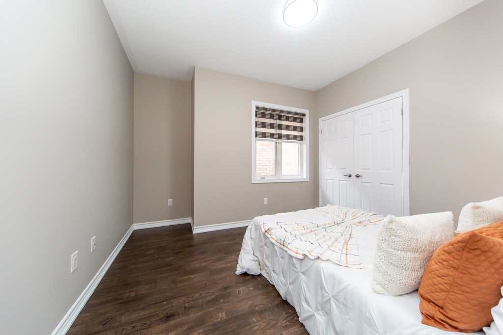 374-begonia-gardens-oakville-41