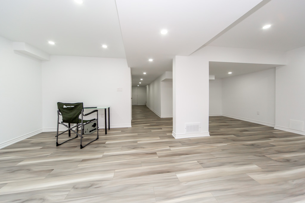 374-begonia-gardens-oakville-48