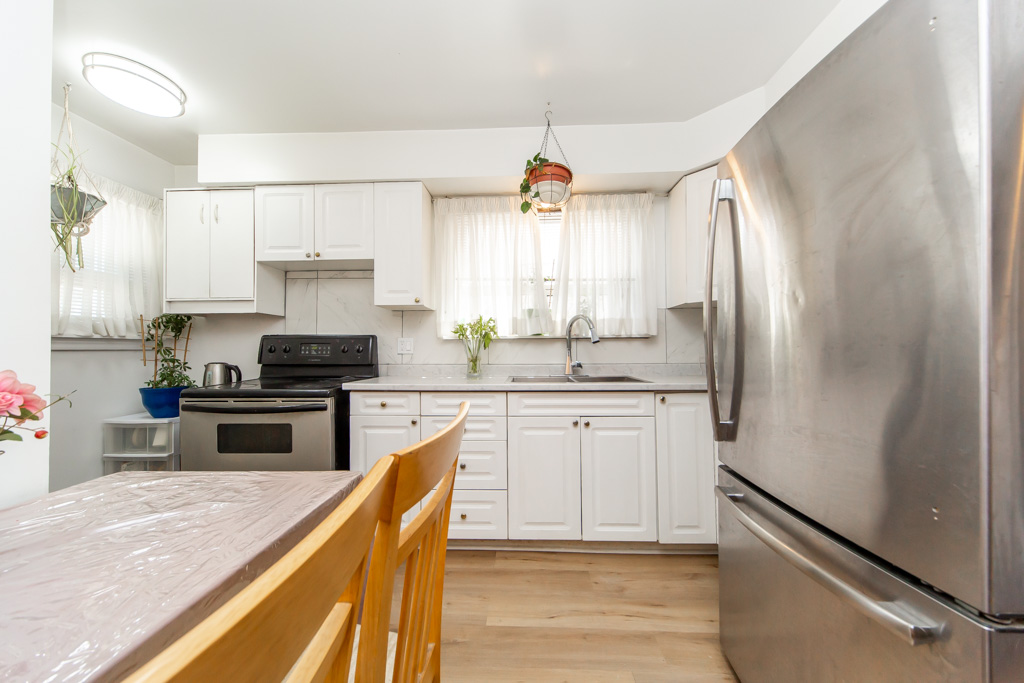 40-north-woodrow-blvd-scarborough-14