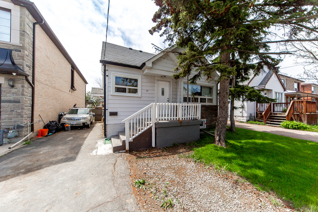 40-north-woodrow-blvd-scarborough-4