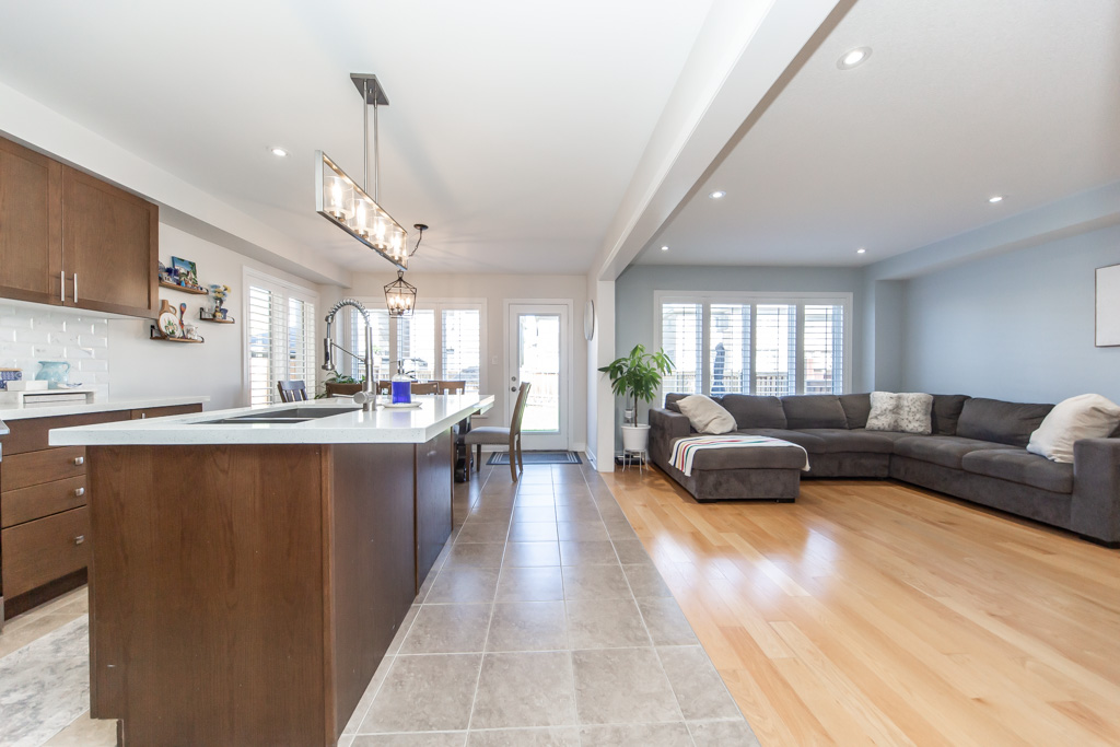43-hoard-ave-n-new-tecumseth-11