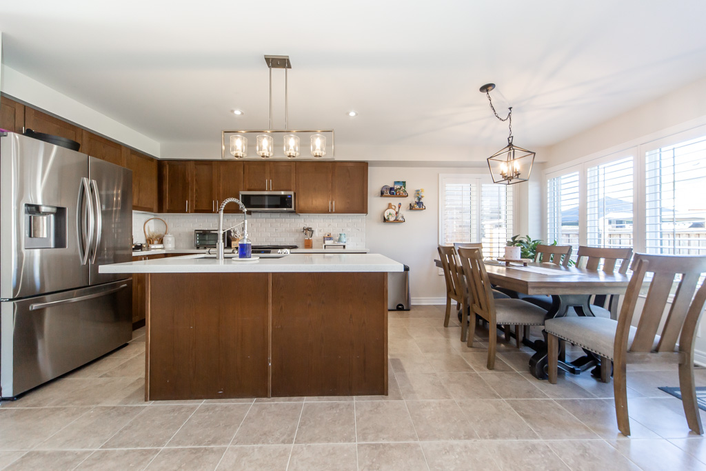 43-hoard-ave-n-new-tecumseth-18